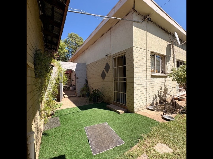 4 Bedroom Property for Sale in Wilkoppies North West